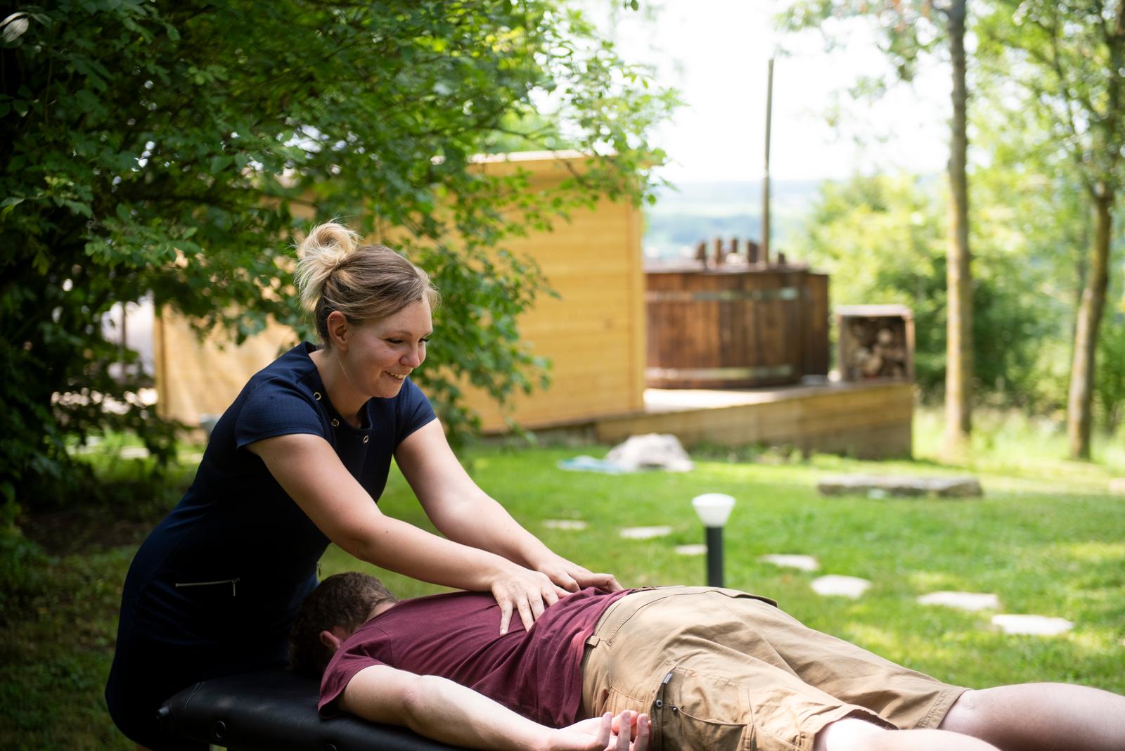 Etréaupont massage au domaine des Foulons 03