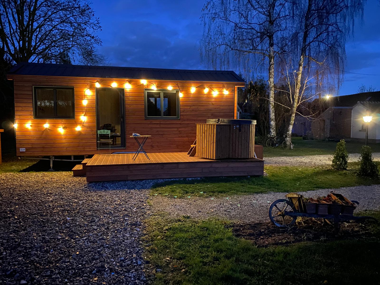 Saint-Sulpice : les Glycines 53